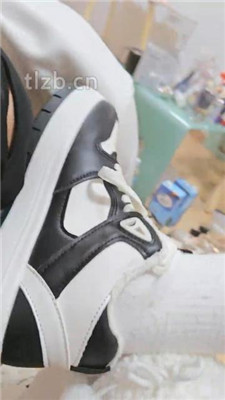 084221vn883b4dzcnc4ino.jpg