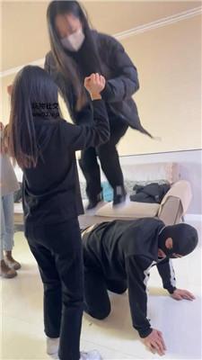 220018weguoqbb6hbhqswu.jpg