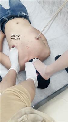 223215zyhqom5nity66hlh.jpg