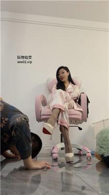 124724c302e22fhue2dq92.jpg