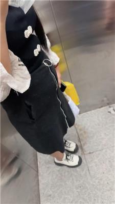 222406lkyjyttfy8rzo28c.jpg