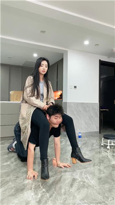 麋鹿银儿_20250111173929.JPG 麋鹿银儿_20250111173929.JPG