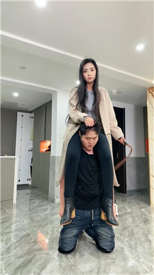 麋鹿银儿_20250111174018.JPG 麋鹿银儿_20250111174018.JPG