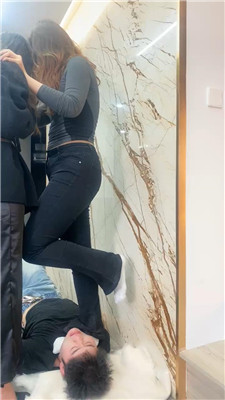 麋鹿银儿_20250113175529.JPG 麋鹿银儿_20250113175529.JPG
