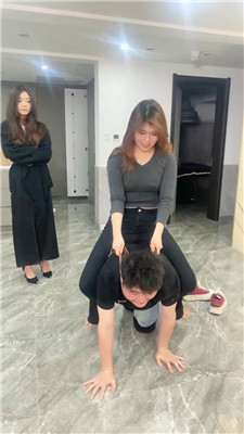 麋鹿银儿_20250113175624.JPG 麋鹿银儿_20250113175624.JPG