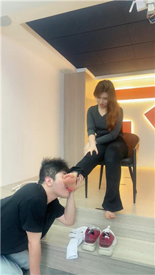 麋鹿银儿_20250113175737.JPG 麋鹿银儿_20250113175737.JPG