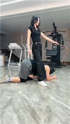 麋鹿银儿_20250120223237.JPG