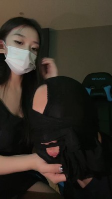 175440zmo1y3qqo7chhhuk.jpg