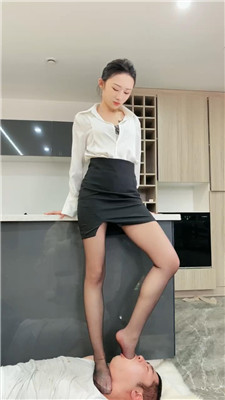 麋鹿银儿_20250311182427.JPG 麋鹿银儿_20250311182427.JPG