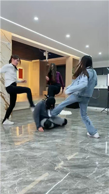 麋鹿银儿_20250419235451.JPG