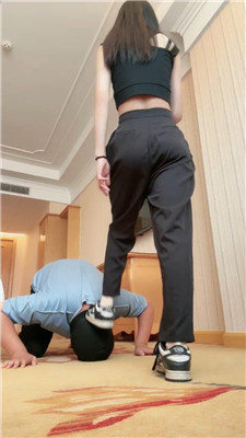 美娜格格1_20250514150408.JPG