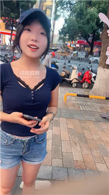 【刘二狗】帆布鞋白袜踩踏-揪耳朵
