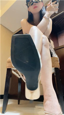 【红颜】裸足诅咒司马    250731-12BP