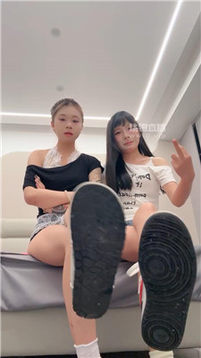 【困困】双主盯炸【双视角】    250806-5BP