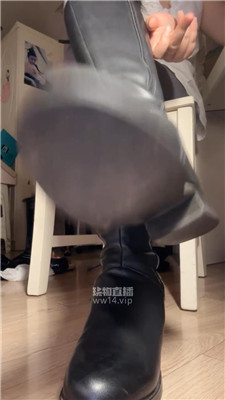 【咬猫】全家伺候主人当狗    250909-31BP